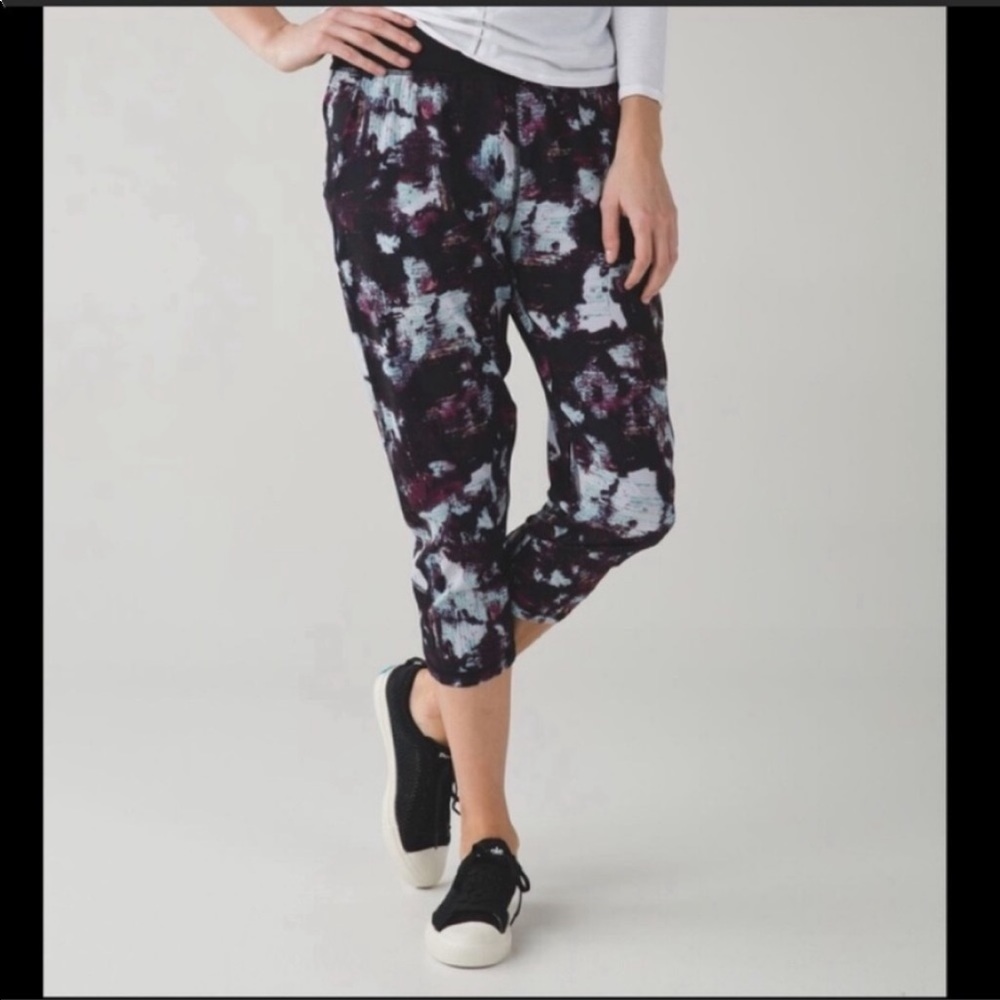 Lululemon harem yoga pants